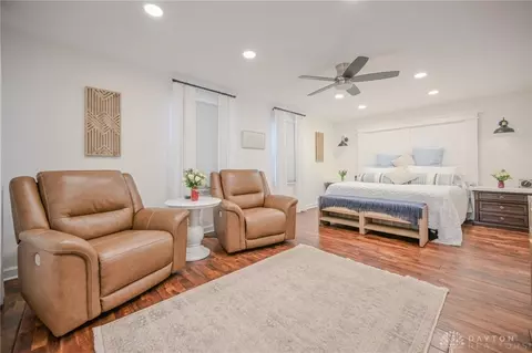 Bedroom - 224 Roscommon Dr, Springfield, OH 45503 photo 1 of 11