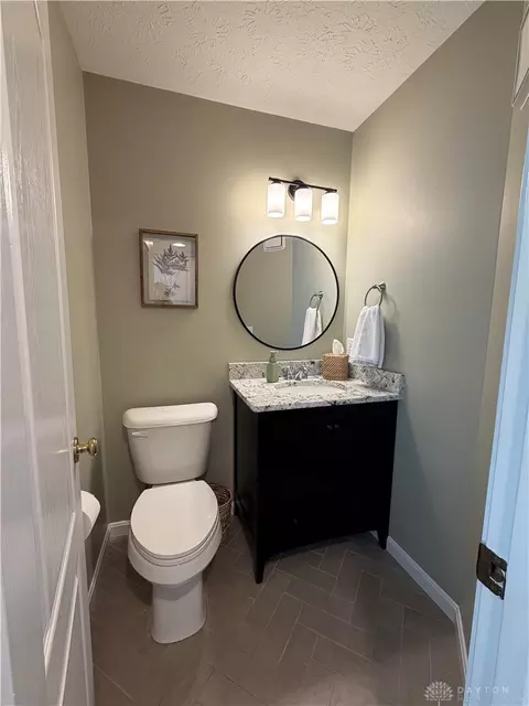 Bath - 7740 Hackney Cir, Maineville, OH 45039 photo 1 of 2