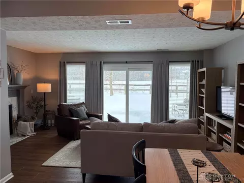 Living - 7740 Hackney Cir, Maineville, OH 45039 photo 4 of 4