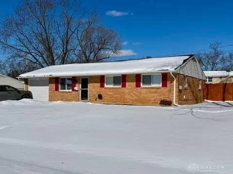 6529 Larcomb Dr, Dayton, OH 45424