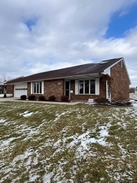 1032 Armsgate Rd, Springfield, OH 45503