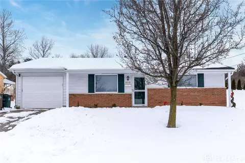 205 Olympus Dr, Hamilton, OH 45013