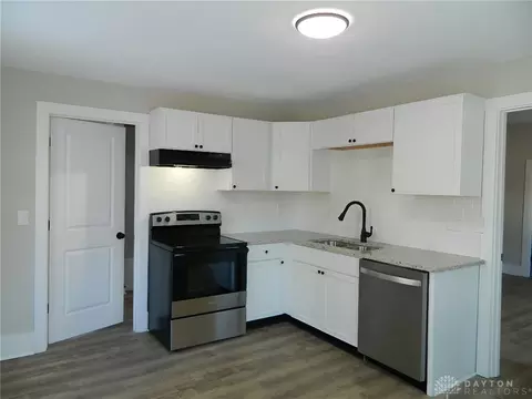 802 Warder St, Springfield, OH 45503 photo 6