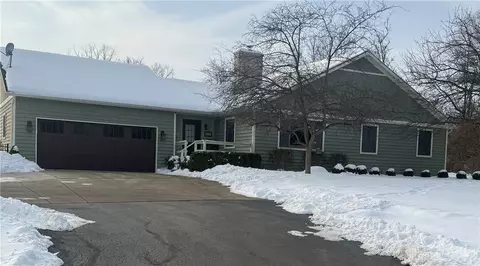 5217 Keener Rd, Brookville, OH 45309