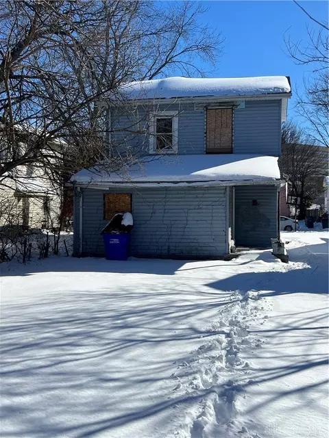 29 Vine St, Dayton, OH 45409