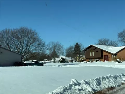 7540 Tuscola Dr, Dayton, OH 45426