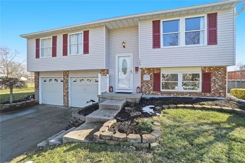 129 Lexington Farm Rd, Union, OH 45322
