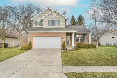 2208 Harmony Dr, Xenia, OH 45385