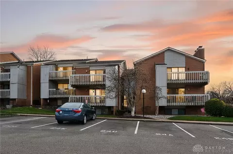 1124 Eagle Feather Cir #161, West Carrollton, OH 45449