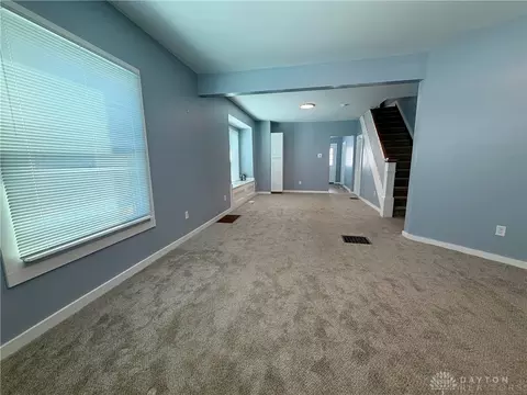 Living - 469-471 E Cecil St, Springfield, OH 45503 photo 8 of 11