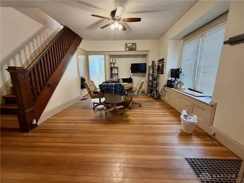 Living - 469-471 E Cecil St, Springfield, OH 45503 photo 5 of 11