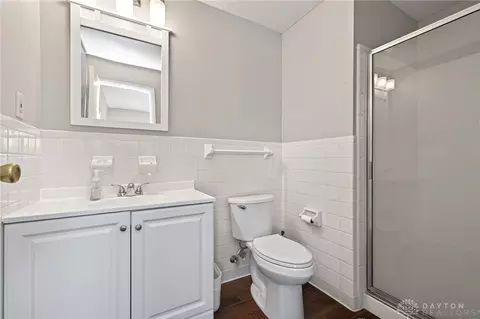 Bath - 190 Lyons Dr, Dayton, OH 45459 photo 6 of 11