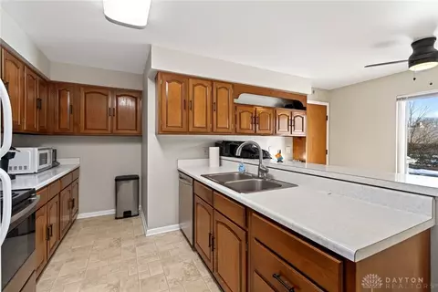 Kitchen - 190 Lyons Dr, Dayton, OH 45459 photo 10 of 16