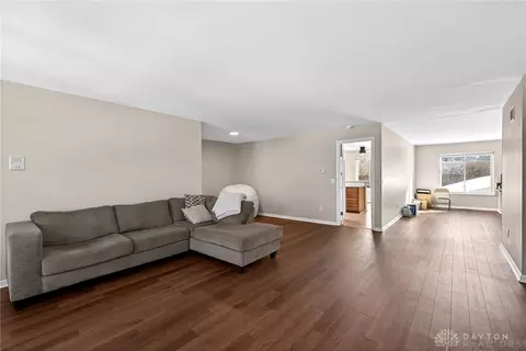 Living - 190 Lyons Dr, Dayton, OH 45459 photo 10 of 14