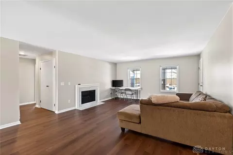 Living - 190 Lyons Dr, Dayton, OH 45459 photo 8 of 14