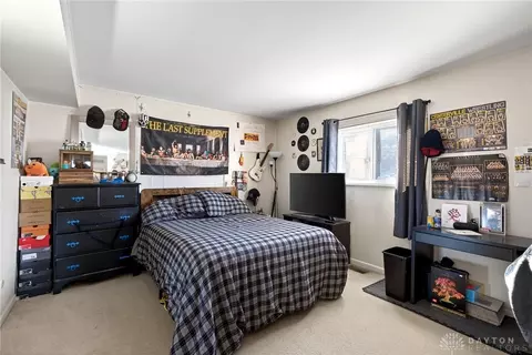 Bedroom - 190 Lyons Dr, Dayton, OH 45459 photo 3 of 18
