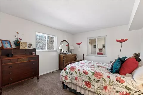 Bedroom - 190 Lyons Dr, Dayton, OH 45459 photo 8 of 18