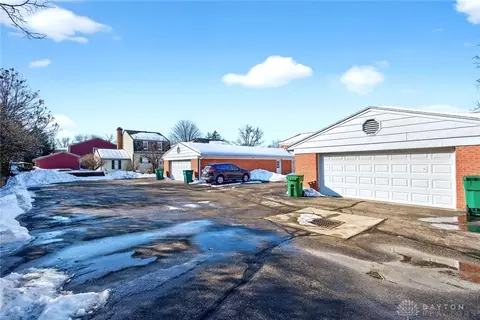 Exterior - 190 Lyons Dr, Dayton, OH 45459 photo 10 of 10