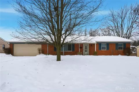 174 Waterford Dr, Dayton, OH 45458