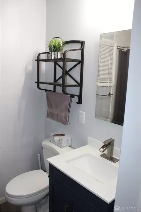 Bath - 609 N Cherry St, Celina, OH 45822 photo 5 of 7