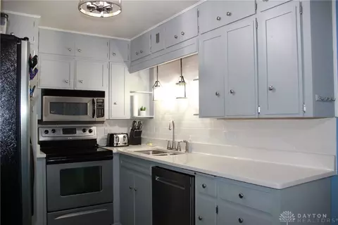 Kitchen - 609 N Cherry St, Celina, OH 45822 photo 5 of 11