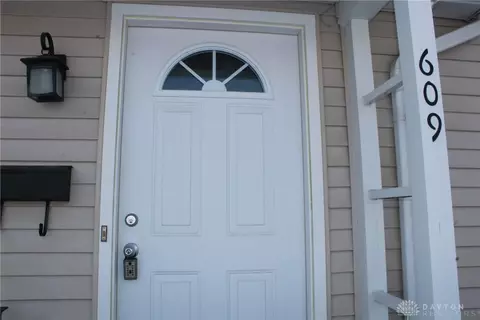 Entry Way - 609 N Cherry St, Celina, OH 45822 photo 1 of 5