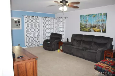 Living - 609 N Cherry St, Celina, OH 45822 photo 4 of 5
