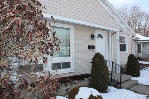 Exterior - 609 N Cherry St, Celina, OH 45822 photo 12 of 19