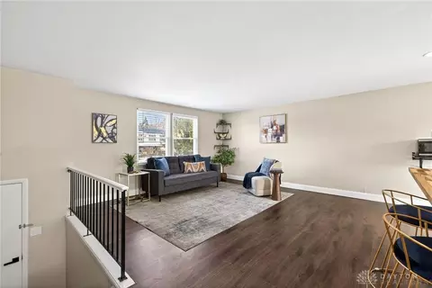 Living - 4130 Bronze Leaf Ct, Dayton, OH 45424 photo 2 of 6