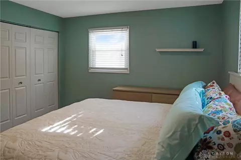 Bedroom - 5508 Red Coach Rd, Centerville, OH 45429 photo 2 of 5