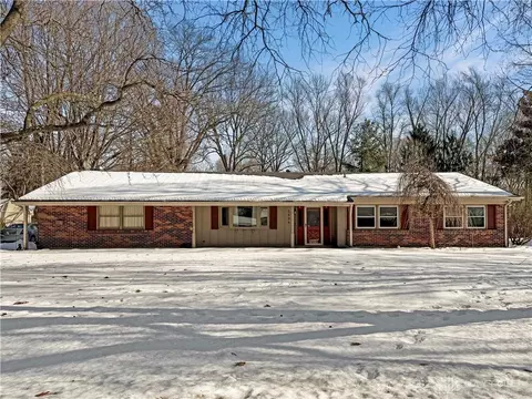 5508 Red Coach Rd, Centerville, OH 45429