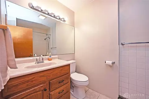 Bath - 2801 S Springfield Jamestown St, Springfield, OH 45505 photo 3 of 5