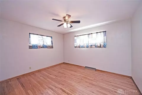 Bedroom - 2801 S Springfield Jamestown St, Springfield, OH 45505 photo 4 of 7