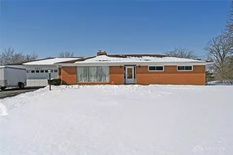 2801 S Springfield Jamestown St, Springfield, OH 45505