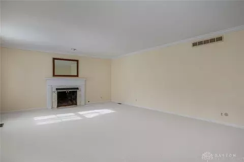 Living - 713 Murrell Dr, Kettering, OH 45429 photo 2 of 5