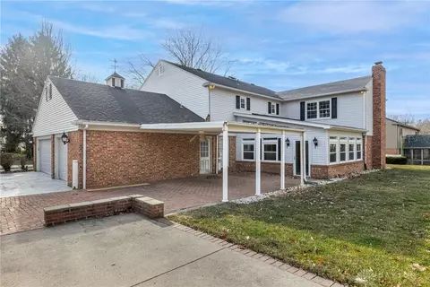 Exterior - 713 Murrell Dr, Kettering, OH 45429 photo 3 of 8