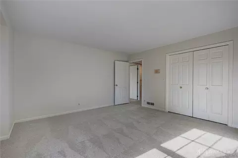 Bedroom - 713 Murrell Dr, Kettering, OH 45429 photo 3 of 9