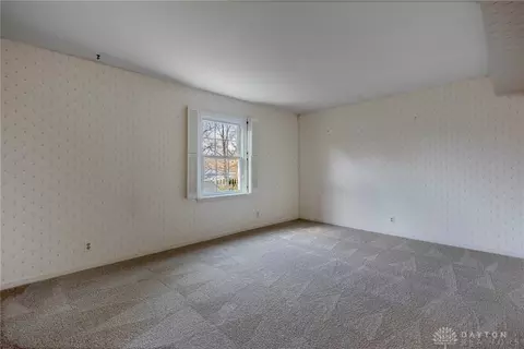 Bedroom - 713 Murrell Dr, Kettering, OH 45429 photo 8 of 9