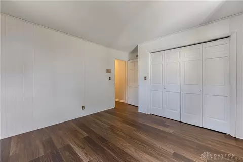 Bedroom - 713 Murrell Dr, Kettering, OH 45429 photo 1 of 9