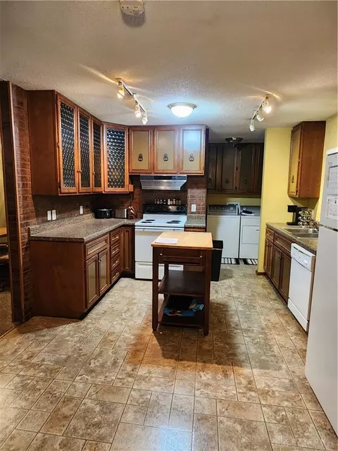 1808 Glenn Pl, Sidney, OH 45365 photo 5