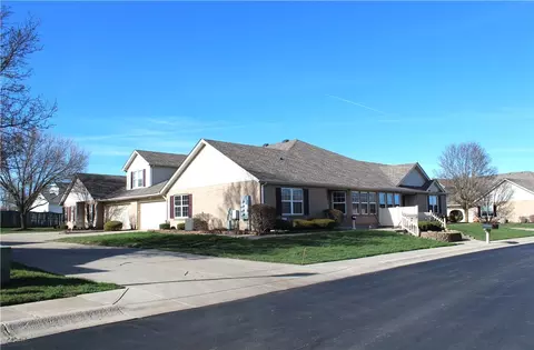 4051 Twin Lakes Cir, Clayton, OH 45315