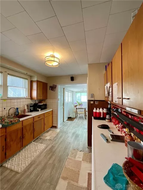 Kitchen - 115 S Burnett Rd, Springfield, OH 45505 photo 1 of 1