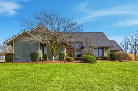10150 Pansing Rd, Englewood, OH 45322