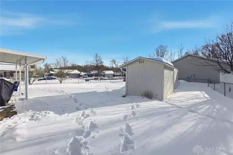 Exterior - 5564 Ridgewood Rd, Springfield, OH 45503 photo 3 of 4