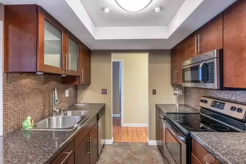 Kitchen - 4913 Foxdale Dr, Kettering, OH 45429 photo 4 of 5