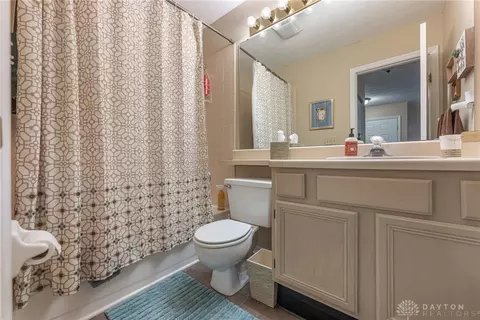 Bath - 6865 Cedar Cove Dr, Centerville, OH 45459 photo 3 of 3