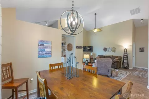 Dining - 6865 Cedar Cove Dr, Centerville, OH 45459 photo 2 of 2