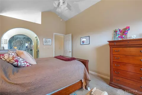 Bedroom - 6865 Cedar Cove Dr, Centerville, OH 45459 photo 2 of 5