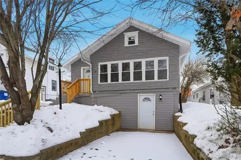 364 Ridge Rd, Springfield, OH 45503