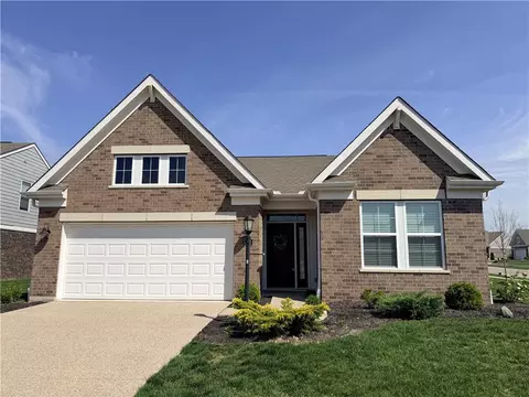 5100 Renaissance Park Dr, Franklin, OH 45005